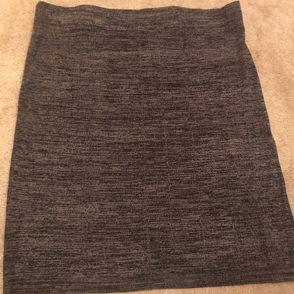 Marled sweater pencil skirt